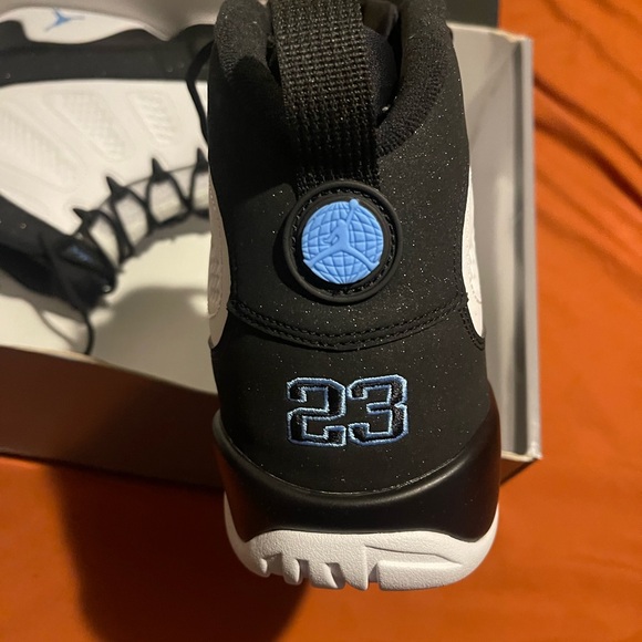Jordan Air Jordan 9 Retro - White, Blue, Black main image 4